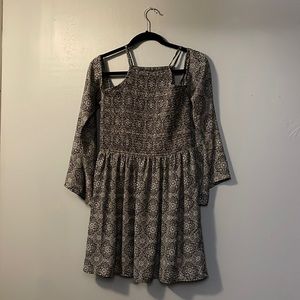 Baby doll flared sleeve dress🖤